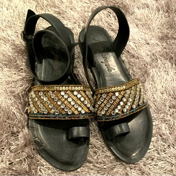 NWOT Free People Sun Peaks Embellished - Picture 2 of 3